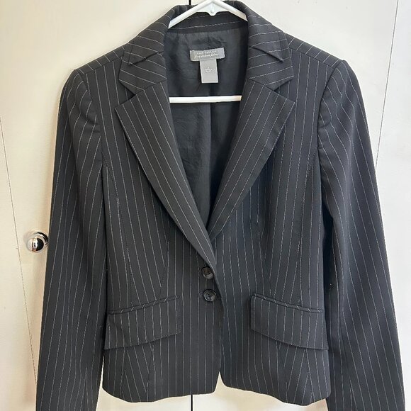 Ann Taylor Jackets & Blazers - Ann Taylor Pin-Striped, Black Blazer, Sz 6
